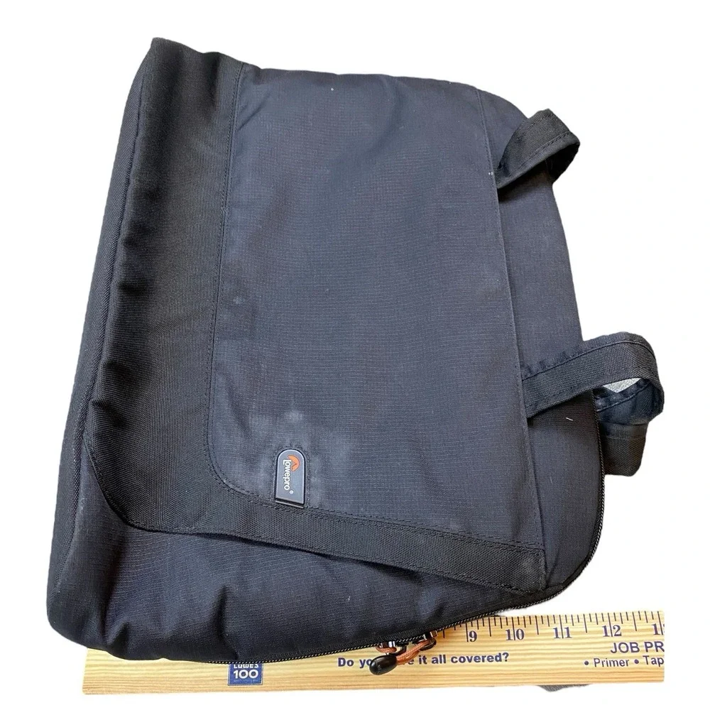Lowepro‎ Tote Laptop Bag Case Nylon Blend 12x17 Black 3 Compartments Padded